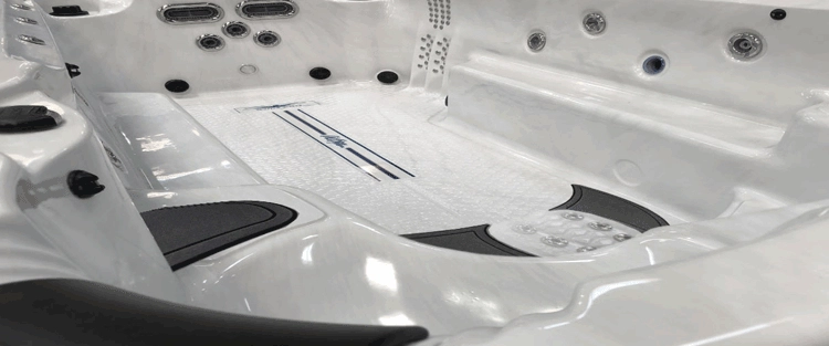 Cal Grip™ for hot tubs in Kissimmee